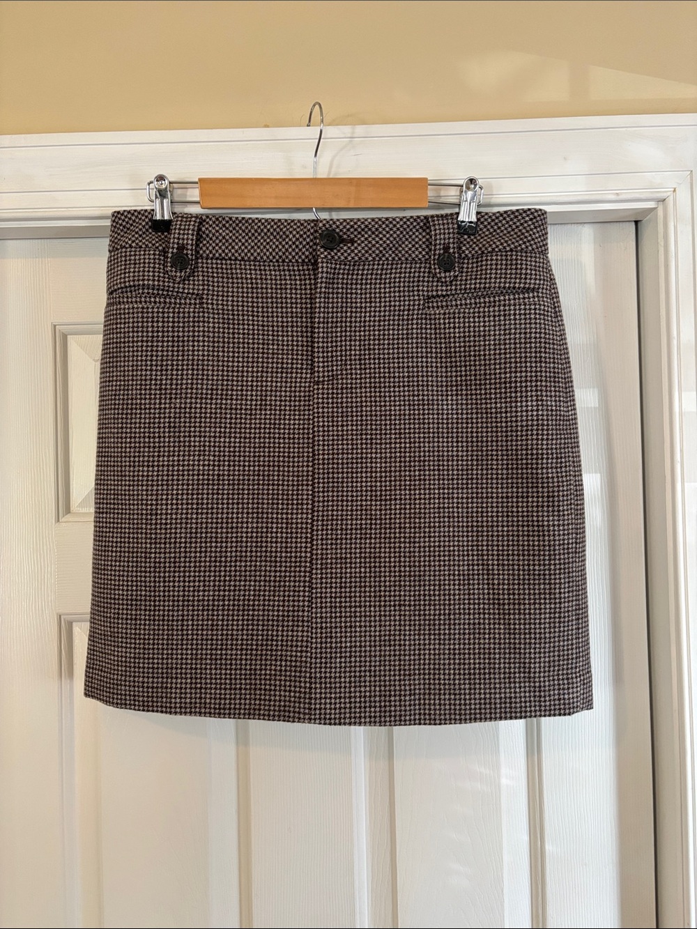 Eddie Bauer Tan and Brown Houndstooth Mini Skirt